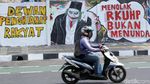 Mural Tolak RKUHP Mejeng di Kawasan Rawamangun
