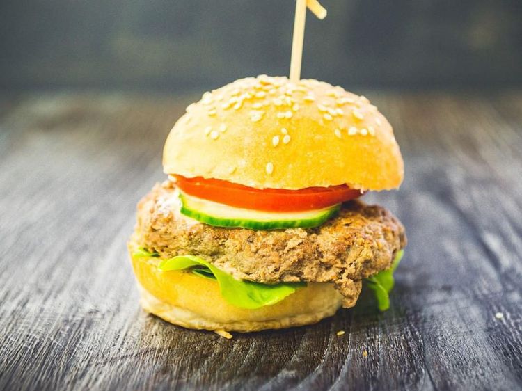 Berukuran Mungil, Kreasi Burger Ini Bisa Jadi Camilan Unik