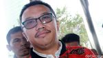 Berjaket Batik, Imam Nahrawi Diperiksa KPK