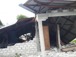 2.675 Rumah Rusak Akibat Gempa Ambon
