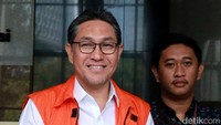 Dalam kasus ini KPK menduga Sukiman menerima suap dari Natan Pasomba yang merupakan mantan Plt Kadis PUPR Kabupaten Pegunungan Arfak, Papua. Pemberian suap itu diduga untuk memuluskan pengurusan dana perimbangan pada APBN-P 2017 dan APBN 2018 untuk Kabupaten Pegunungan Arfak.