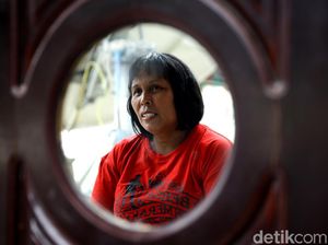 Semangat Mama Rose Menabung dari Kotak Tripleks Hingga ke Bank