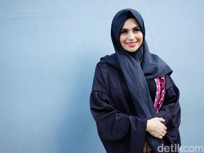 Asha Shara Asha Shara saat ditemui di studio Trans TV.