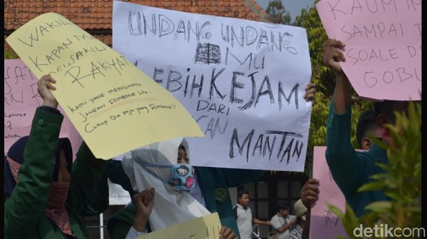 Demo mahasiswa di Pemalang.