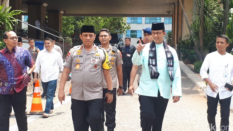Anies Sebut Petugas Ambulans DKI Cedera, Kapolda Metro: Kita Dalami Anies Sebut Petugas Ambulans DKI Cedera, Kapolda Metro: Kita Dalami