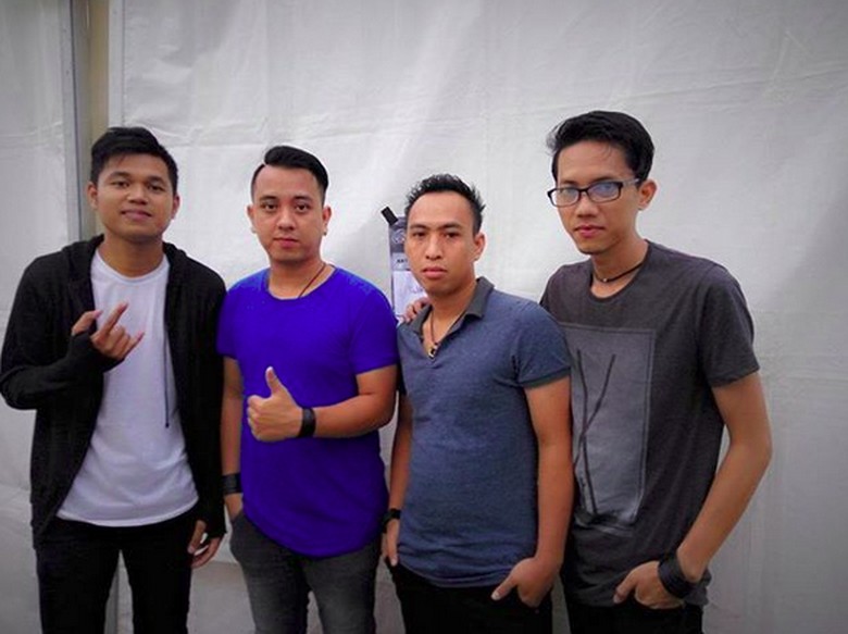 Fakta Menarik Salah Apa Aku, Lagu Populer yang Trending di YouTube/Foto: Instagram Ilir7 Band Fakta Menarik Salah Apa Aku, Lagu Populer yang Trending di YouTube/Foto: Instagram Ilir7 Band