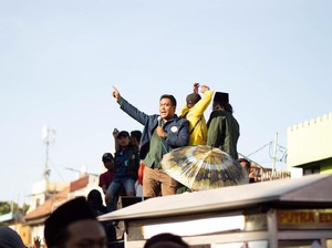 Mahasiswa Unair Sesalkan BEM SI Tolak Temui Jokowi