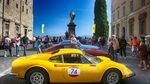Mobil Klasik Ferrari Konvoi di Roma