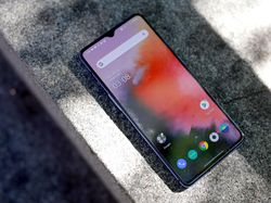 Penampakan OnePlus 7T, Pesaing iPhone 11 Harga Rp 7 Jutaan