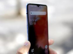 Penampakan OnePlus 7T, Pesaing iPhone 11 Harga Rp 7 Jutaan