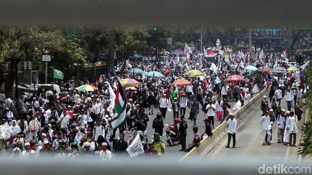 Orasi Mujahid 212 Turunkan Jokowi Dianggap Basi