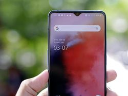 Penampakan OnePlus 7T, Pesaing iPhone 11 Harga Rp 7 Jutaan