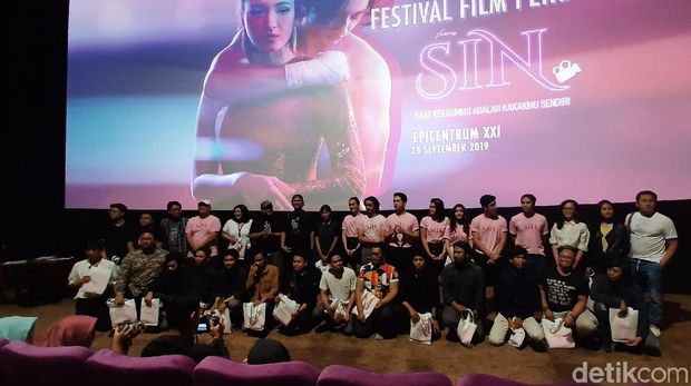 Juri Pusing Nilai 200 Film Kisah Cinta Sedarah Di Festival Film Pendek Sin