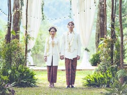 7 Artis yang Menikah Pakai Busana Pengantin Adat Jawa