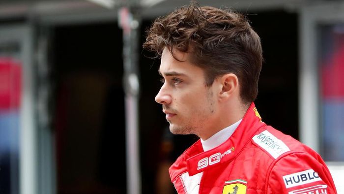 Menghadapi GP Rusia, Charles Leclerc menyebut Ferrari terdongkrak hasil di Singapura (Foto: Maxim Shemetov/Reuters)