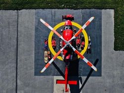 Membongkar Isi Dalam Mobil Ambulans, Polisi dan Pemadam