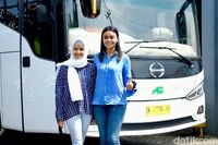 Kenalan Sama Aprilia, Srikandi di Dunia Transportasi Bus