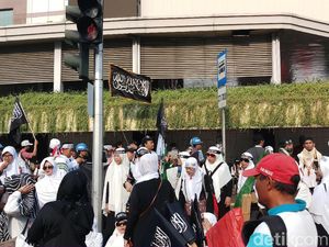 Massa Aksi Mujahid 212 Mulai Berkumpul di Bundaran HI