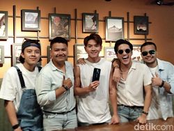 Hebohnya Warga Bandung Sambut Oppo A9 2020