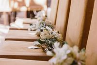 Bunga Warna Cappuccino Jadi Tren Dekorasi yang Digemari Pengantin Indonesia