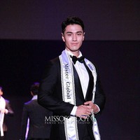 Jong Woo Kim menjadi perwakilan Korea Selatan di ajang beauty pageant khusus pria, Mister Global 2019. Ia pun menjadi pemenang di malam final yang digelar di Thailand pada Kamis (26/9/2019) lalu. Foto: Instagram/@tim_jongwoo