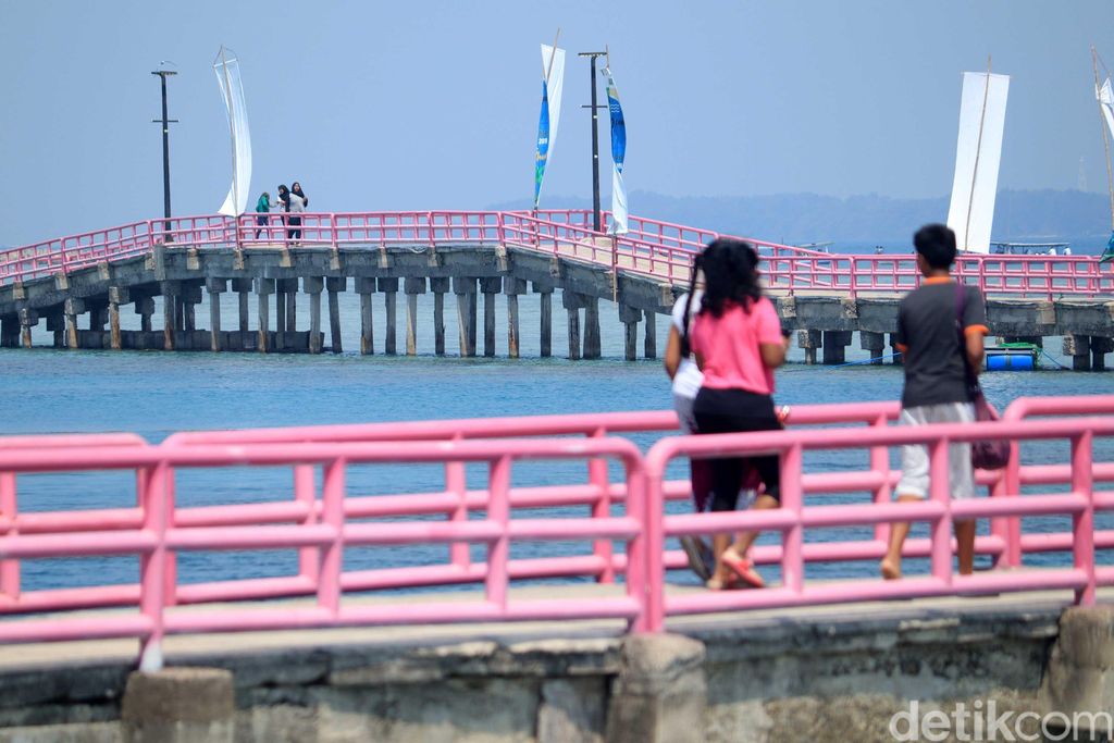Jembatan Cinta Pulau Tidung