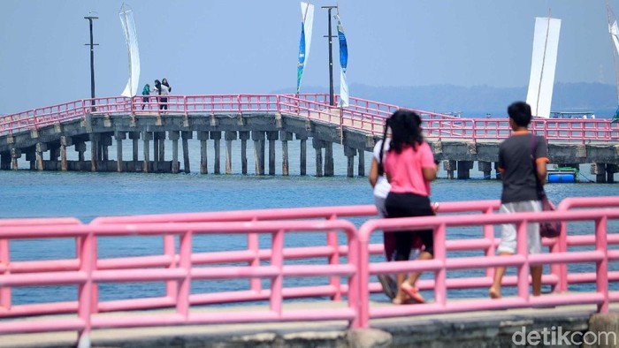Jembatan Cinta Pulau Tidung