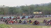 ICE Day memfasilitasi pecinta kecepatan sepeda motor Honda.