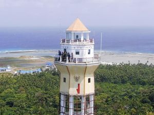Eloknya Panorama Utara Indonesia dari Mercusuar NKRI Miangas