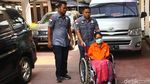 Tertangkap Narkoba, Putri Sri Bintang Pakai Kursi Roda