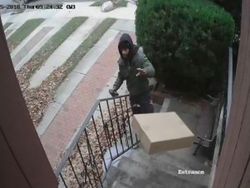 Potret Pengantaran Barang Toko Online yang Ngawur Total