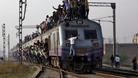 Kereta tercepat di India beroperasi di jalur New Delhi-Bhopal Shatabdi dengan kecepatan 93 mph.