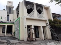 Opick dan Keluarga Ambil Hikmah dari Musibah Kebakaran