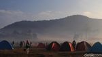 Menembus Embun Pagi Kampung Cai Ranca Upas