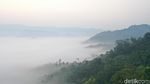Foto Drone: Negeri di Atas Awan Gunung Luhur