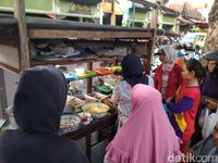 Asyiknya Jalan-jalan dan Jajan Sore di Pasar Kotagede