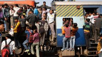 Kereta tersebut menghubungkan kota New Delhi dan Rajasthan dan telah dibangun sejak 1855.