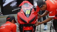 Sebelum memasuki sesi kualifikasi (28/9), setiap peserta memiliki kesempatan free practice untuk melakukan adaptasi pada lintasan balap. Kemudian para peserta juga mendapatkan pembekalan teknik balap dari pebalap nasional Wawan Hermawan melalui sesi coaching clinic. Dalam sesi ini, para peserta memperoleh pengetahuan seperti speeding, cornering, braking, serta karakteristik lintasan di Sentul International Circuit.