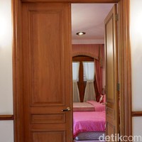 Gunaevy yang merupakan mantan pendiri perusahaan distributor resmi Mitsubishi di Indonesia lalu mempekerjakan penduduk sekitar yang kala itu hanya bekerja sebagai petani biasa untuk ikut menggarap villa. Foto: Gresnia Arela