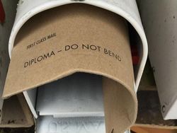 Potret Pengantaran Barang Toko Online yang Ngawur Total