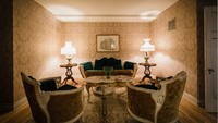 Annalisa Netherly sendiri konon dibunuh mantan pacarnya di kamar 311. Ada rumor lain yang menyebut ia bunuh diri karena cemburu atau patah hati (Foto: The Read House)