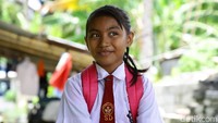 Tubuhnya boleh saja kecil, tapi mimpi bocah 10 tahun ini begitu besar. Alfia, ia biasa disapa, menceritakan tentang mimpinya kepada tim ekspedisi detikcom yang tengah melakukan program Tapal Batas bersama Bank BRI di Pulau Miangas, 8-15 September 2019 lalu.