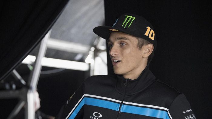 Luca Marini, adik tiri Valentino Rossi, tak menutup peluang gabung ke tim Honda MotoGP. (Foto: Mirco Lazzari gp/Getty Images) Luca Marini, adik tiri Valentino Rossi, tak menutup peluang gabung ke tim Honda MotoGP. (Foto: Mirco Lazzari gp/Getty Images)