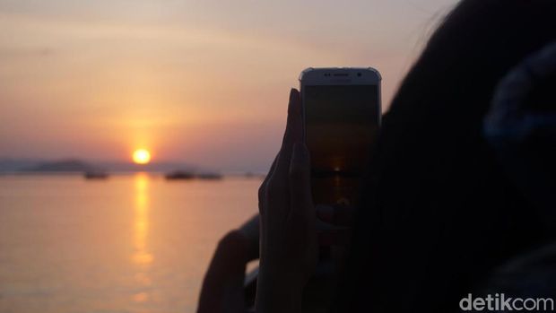 Para Agus Hidup di Laut Labuan Bajo... Masuk Angin tapi Awesome!