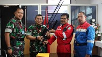 PT Pertamina (Persero) RU VI Balongan menjalin sinergi bersama Kementerian Pertahanan RI (Kemhan) melalui kerjasama penggunaan Anti Drone (Drone Jammer). Pool/Kemhan.