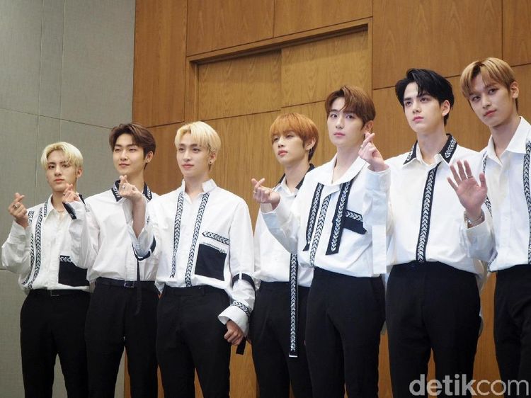 Sapa Fans, The Boyz: Assalamualaikum