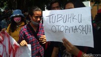Gerakan #GejayanMemanggil2 adalah inisiatif dari Aliansi Rakyat Bergerak. Narahubung Aliansi Rakyat Bergerak, Nailendra, menjelaskan ada sembilan tuntutan massa aksi. Salah satunya yakni mendesak Presiden untuk mengeluarkan Perppu KPK.