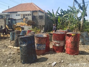 Minyak dan Air yang Menyembur di Surabaya akan Dipisahkan?