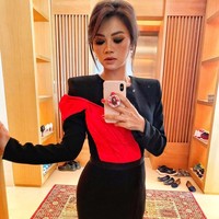 Menurut saya, kalau kita masuk dengan percaya diri dan positif, yang lain juga akan melihatnya sebagai hal yang segar dan baru. Memberikan ide lebih bervariasi, jadi saya yakin mereka juga akan tertarik dengan sudut pandang baru. Kalau orang yang sama semua kan mirip, mungkin pengalamannya yang mirip. Jadi mereka belajarnya di situ-situ aja, ungkapnya dalam wawancara eksklusif dengan CNBC. Foto: Instagram @adindabakrie