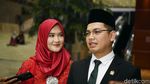 Resmi Jadi Anggota DPR, Ini Wajah Bahagia Tommy Kurniawan dan Istri